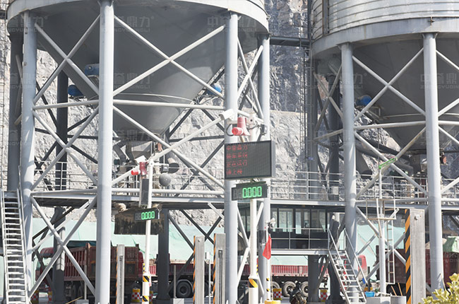 砂石骨料無人裝車系統 砂石骨料無人裝車系統