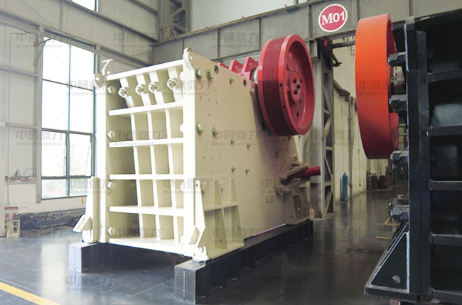 1200鄂破式破碎機,1200破碎機