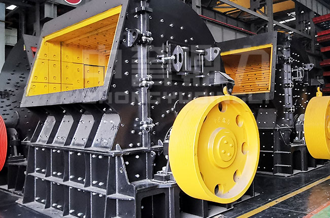 重錘破碎機與反擊破碎機的區別 重錘破碎機與反擊破碎機的區別