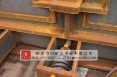 破碎機調整襯板出料口出料更順暢 /chuipo/2966.html