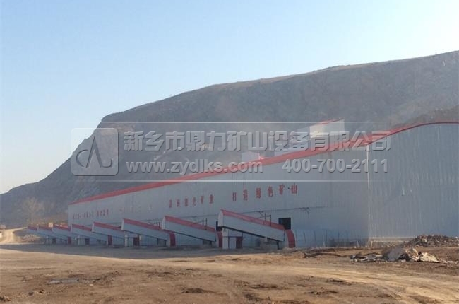 雷鳴時產(chǎn)1500噸石料生產(chǎn)線現(xiàn)場