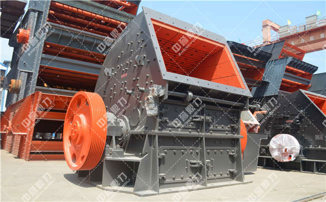 大型單段錘式破碎機