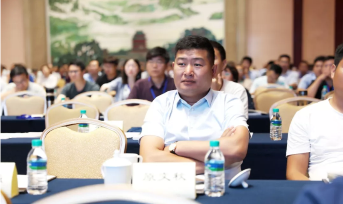 ���u�����b���OӋ��˾��������