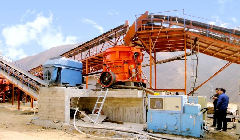 圓錐碎石機現場