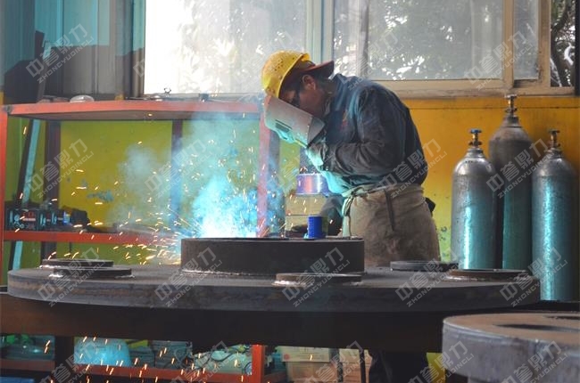 �����ں�������C���