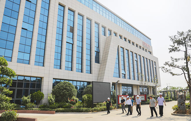 寧夏瀛海集團(tuán)董事長(zhǎng)范海龍一行參觀中譽(yù)鼎力