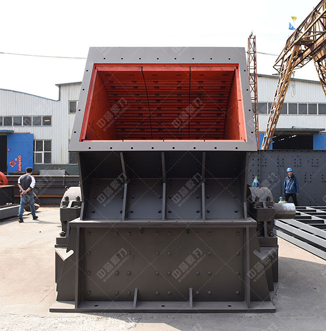 時(shí)產(chǎn)1000噸的重錘破碎機(jī)