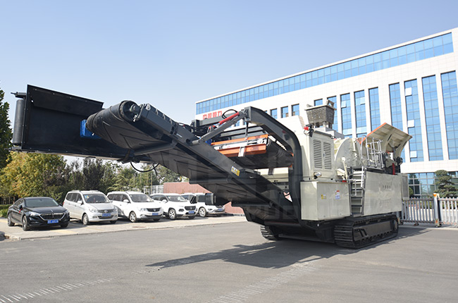 小型移動破碎機有哪些類型?時產(chǎn)100噸的多少錢 小型移動破碎機有哪些類型?時產(chǎn)100噸的多少錢