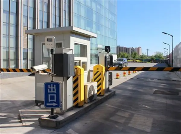 車牌識(shí)別系統(tǒng)快速識(shí)別車輛信息，無(wú)懼任何環(huán)境